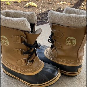 Sorel boys Yoot PAC boots